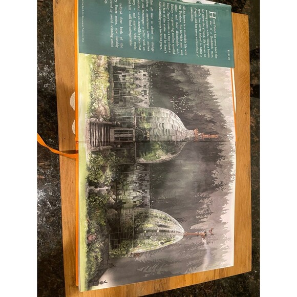 Harry Potter and the Sorcerer's Stone  Illustrated Edition - Picture 3 of 10